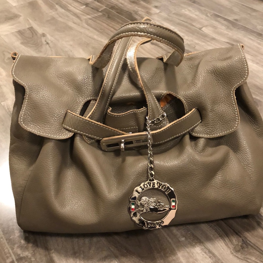 🔥🔥ITALIAN VERY SOFT LEATHER PURSE. - Picture 3 of 17